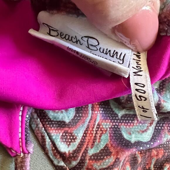 Beach Bunny Limited‎ Edition Bikini Top - Picture 6 of 6